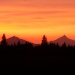 Sunset-sisters-mountains